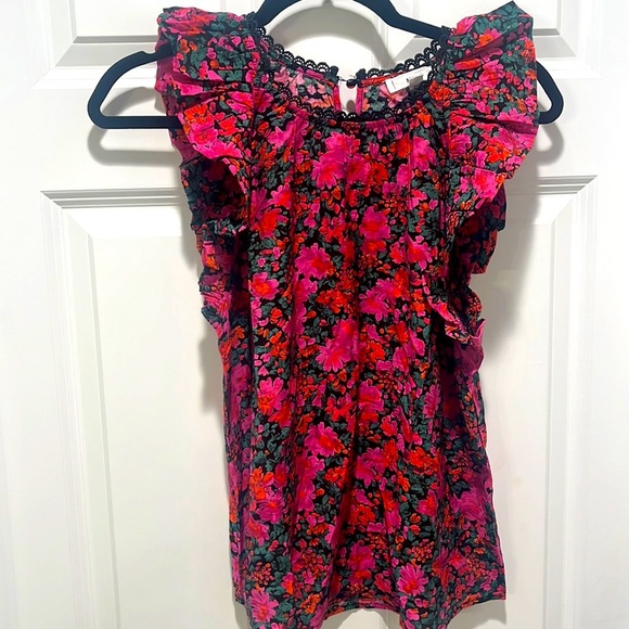 Mine NWOT Multicolored Floral FLUTTER Sleeve Blouse Top A-line cherry red M - Picture 3 of 10